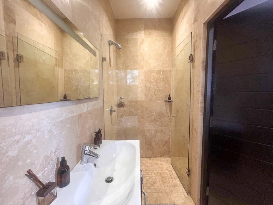 5 Bedroom Property for Sale in Waterford Golf and River Estate Free State